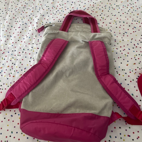 American girl carrier/ backpack - Picture 2 of 4